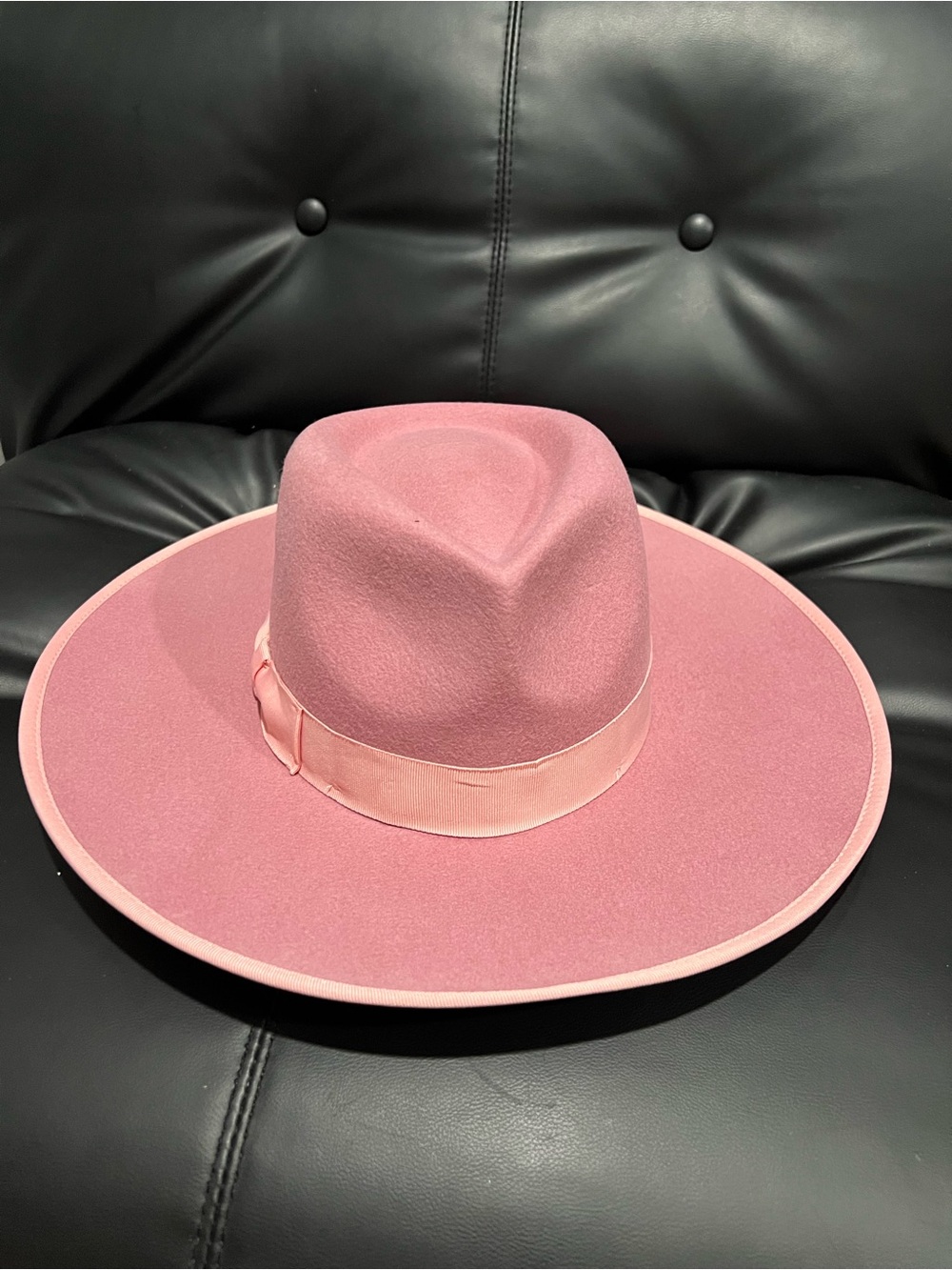 Angela & Willam pink woman's hat